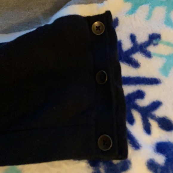 Black and gray sweater - Picture 3 of 3